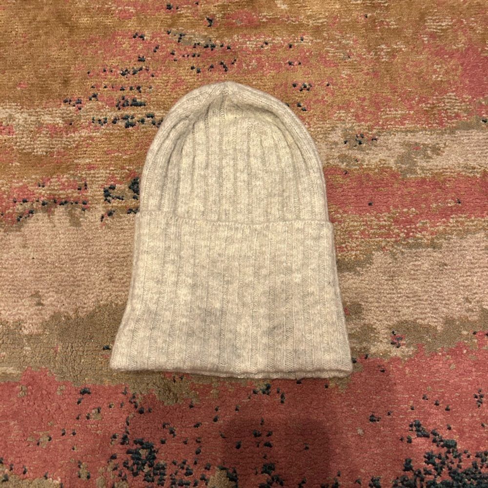 Anthropologie Maeve Soft Gray Knit Beanie